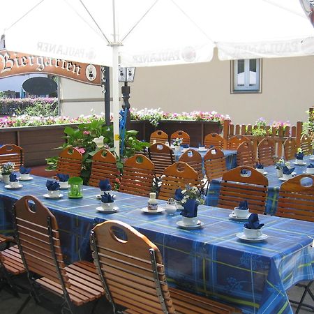Gasthof & Hotel Goldener Hirsch Бад-Бернекк-ім-Фіхтельґебірґе Екстер'єр фото